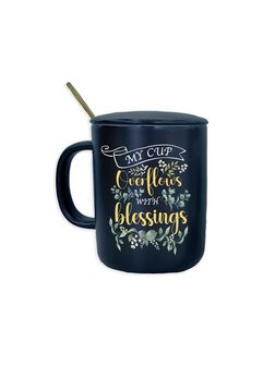 Becher Deckel und L&ouml;ffel. overflow with blessing