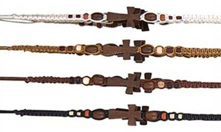 Armband kruis hout (set4) 