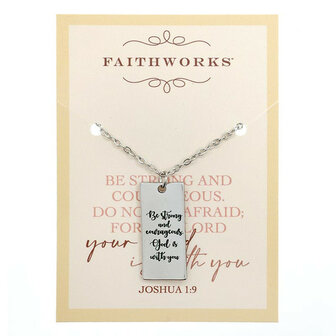 Hanger met ketting Be strong and courageous 