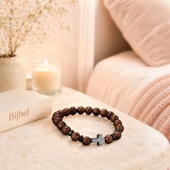 Houten armband hematiet kruis 
