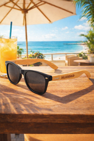 Sonnenbrille mit Bambusb&uuml;geln Blessed