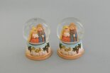 Christmas-figurine-snowglobe