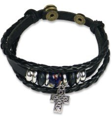 Armband leer Kruis en kralen zwart