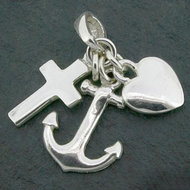 Silver pendant faith hope love 15mm