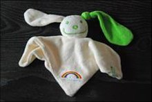 Cuddle cloth green ear God zorgt/regenboog