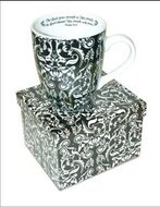 Mug boxed damask on black