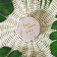 Mini compact mirror Love never fails- round